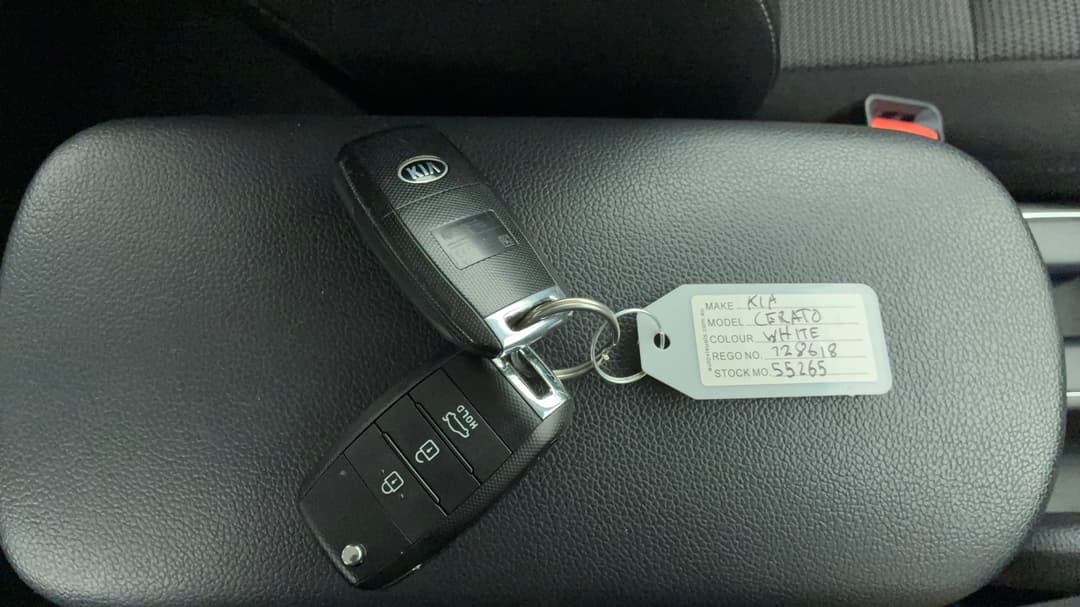 2017 Kia Cerato S, Automatic, 94490 km, Key Close-up