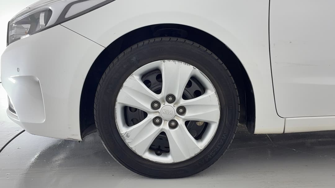 2017 Kia Cerato S, Automatic, 94490 km, Left Front Wheel
