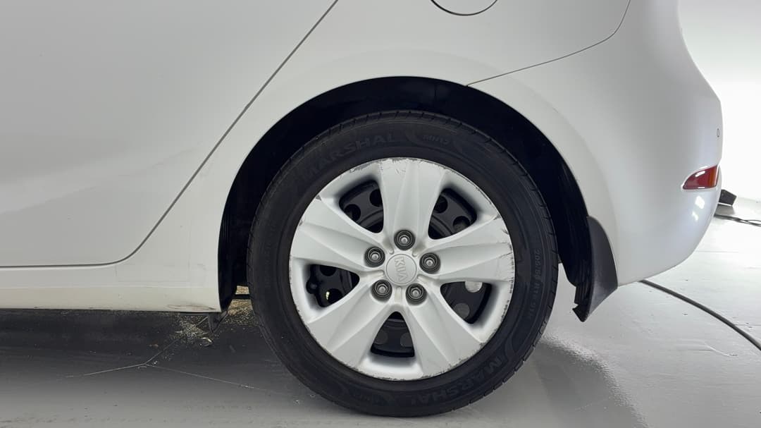 2017 Kia Cerato S, Automatic, 94490 km, Left Rear Wheel