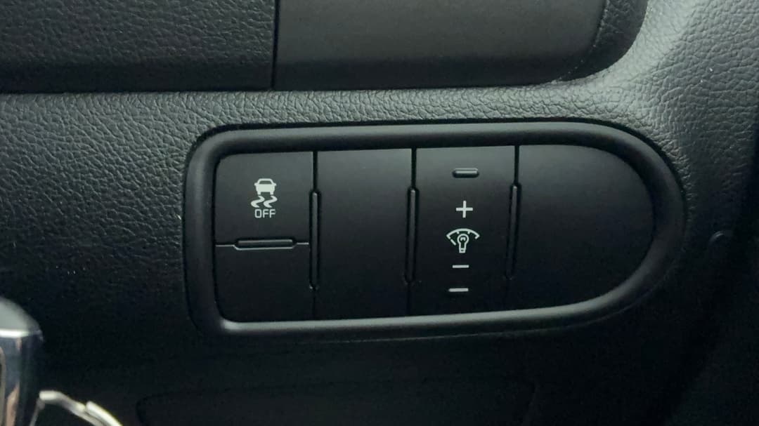 2017 Kia Cerato S, Automatic, 94490 km, Utility Switches/Buttons