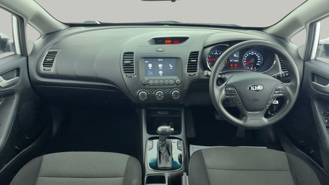 2017 Kia Cerato S, Automatic, 94490 km, Dashboard View
