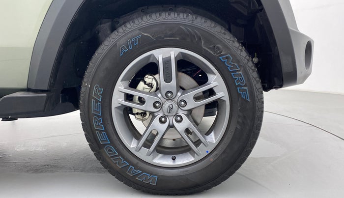 2021 Mahindra Thar LX PETROL AT 4WD, Petrol, Automatic, 1,449 km, Right Front Wheel
