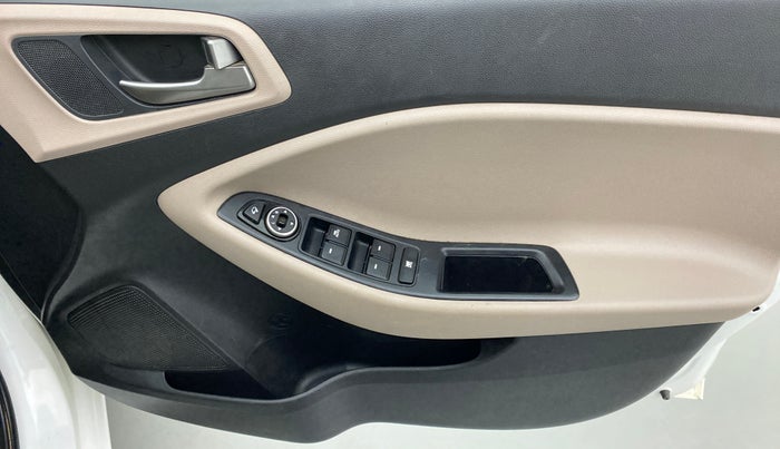2015 Hyundai Elite i20 ASTA 1.2 (O), Petrol, Manual, 51,490 km, Driver Side Door Panels Control