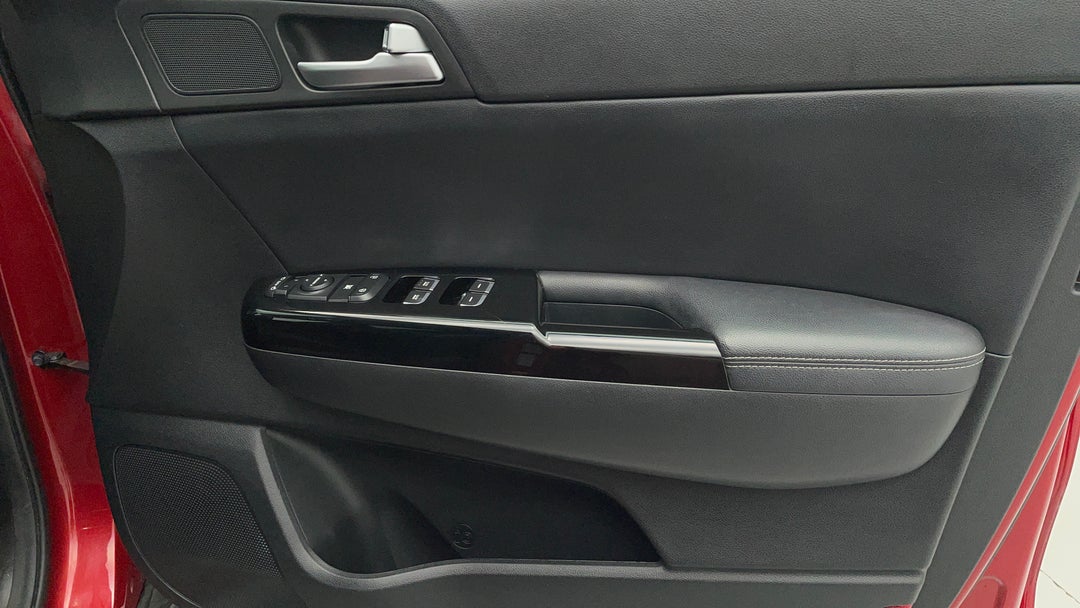 2017 Kia Sportage Gt-line (awd), Automatic, 70728 km, Speaker View