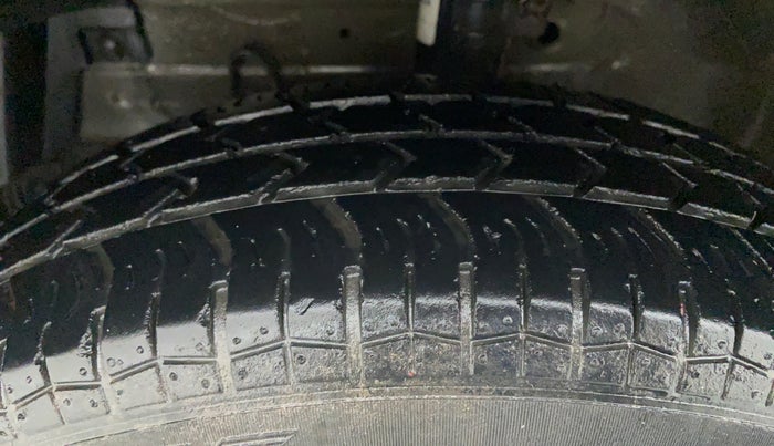 2015 Maruti Swift Dzire VXI 1.2 BS IV, Petrol, Manual, 32,738 km, Left Front Tyre Tread