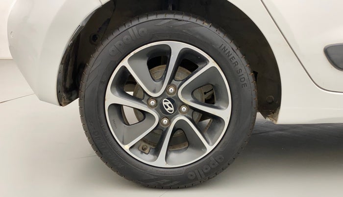 2017 Hyundai Grand i10 ASTA 1.2 KAPPA VTVT, Petrol, Manual, 69,873 km, Right Rear Wheel