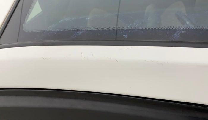 2017 Hyundai Grand i10 ASTA 1.2 KAPPA VTVT, Petrol, Manual, 69,873 km, Right A pillar - Minor scratches