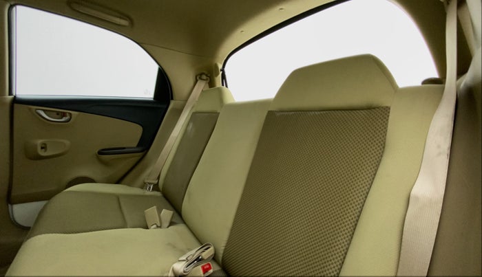 2013 Honda Brio 1.2 V MT I VTEC, Petrol, Manual, 61,773 km, Right Side Rear Door Cabin
