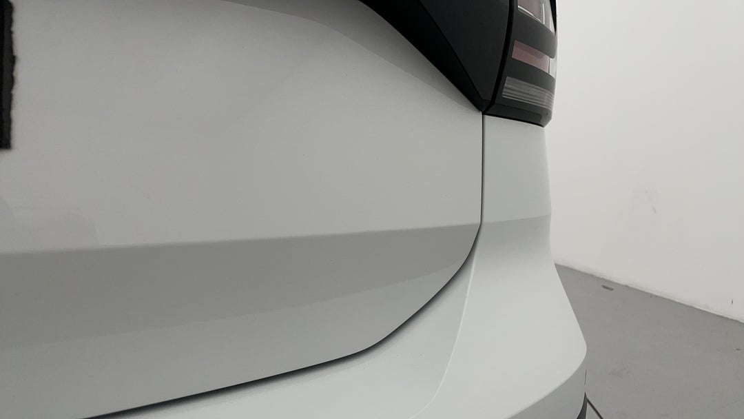 Badge (Boot Right Side)