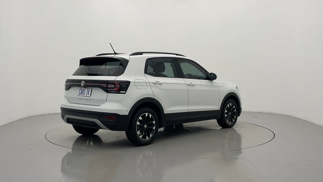 Right Back Diagonal (45- Degree) View