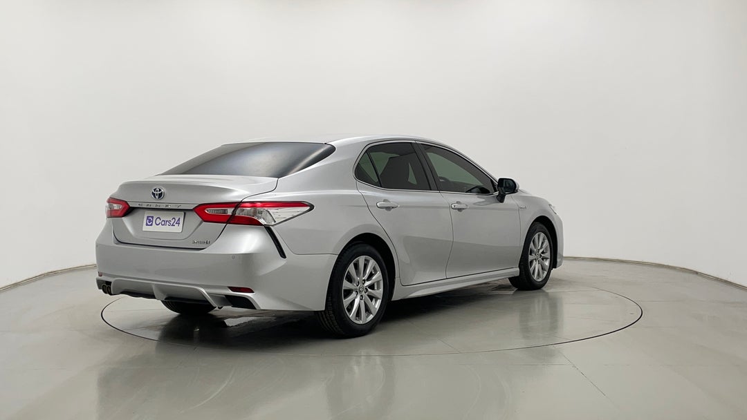 Right Back Diagonal (45- Degree) View