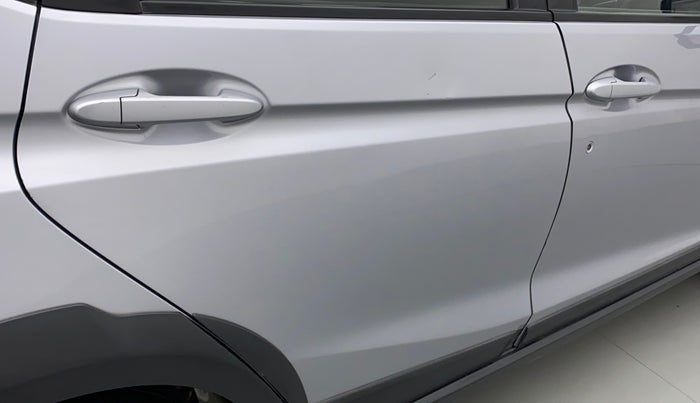 2019 Honda WR-V 1.2L I-VTEC S MT, Petrol, Manual, 27,488 km, Right rear door - Slightly dented