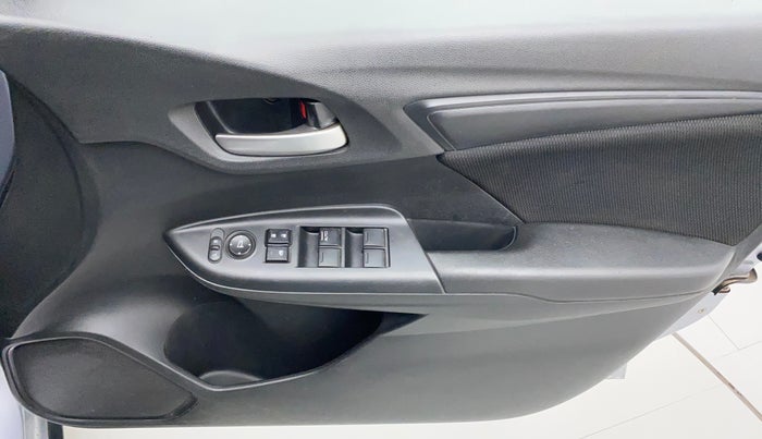 2019 Honda WR-V 1.2L I-VTEC S MT, Petrol, Manual, 27,488 km, Driver Side Door Panels Control