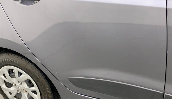 2018 Hyundai Grand i10 SPORTZ 1.2 KAPPA VTVT, Petrol, Manual, 40,814 km, Right rear door - Minor scratches