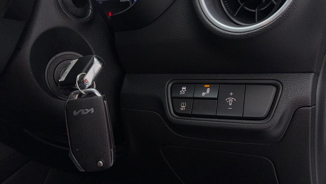 2022 Kia Cerato S, Automatic, 66459 km, Utility Switches/Buttons