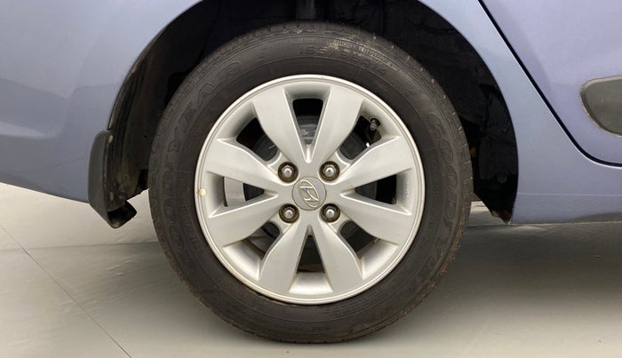2015 Hyundai Xcent S 1.2 OPT, Petrol, Manual, 63,100 km, Right Rear Wheel