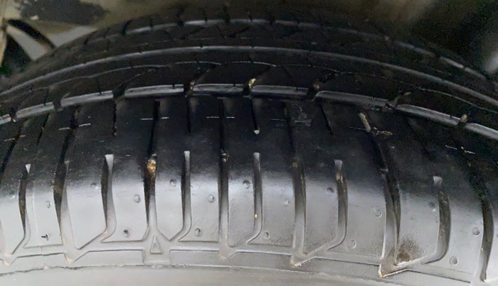 2016 Hyundai Elite i20 ASTA 1.2, Petrol, Manual, 37,845 km, Left Rear Tyre Tread