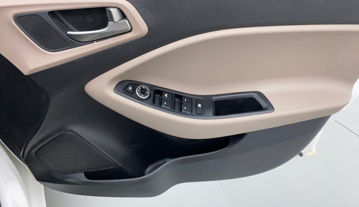 2016 Hyundai Elite i20 ASTA 1.2, Petrol, Manual, 37,845 km, Driver Side Door Panels Control