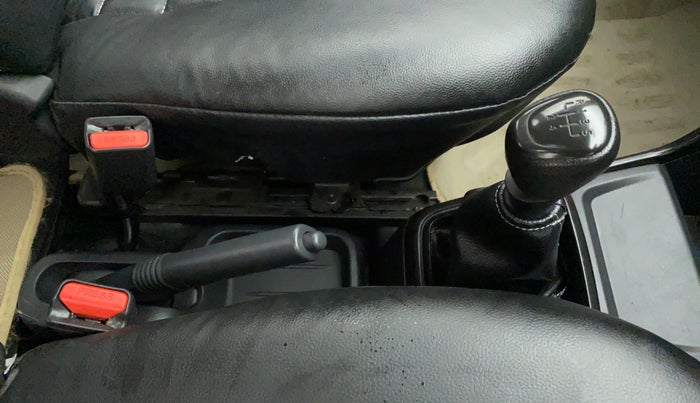 2021 Datsun Redi Go A, Petrol, Manual, 16,326 km, Gear Lever