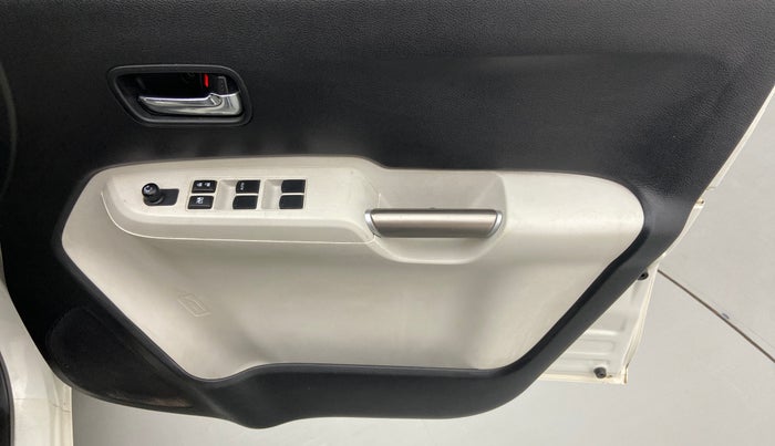 2017 Maruti IGNIS DELTA 1.2, Petrol, Manual, 46,330 km, Driver Side Door Panels Control