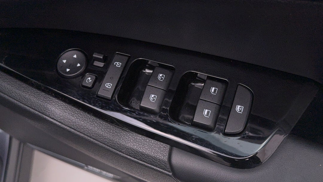 2022 Kia Sportage Gt-line (AWD), Automatic, 55469 km, Drivers Side Door Panel Controls