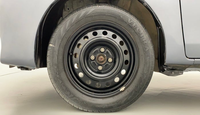 2015 Toyota Etios G, Petrol, Manual, 42,446 km, Left Front Wheel