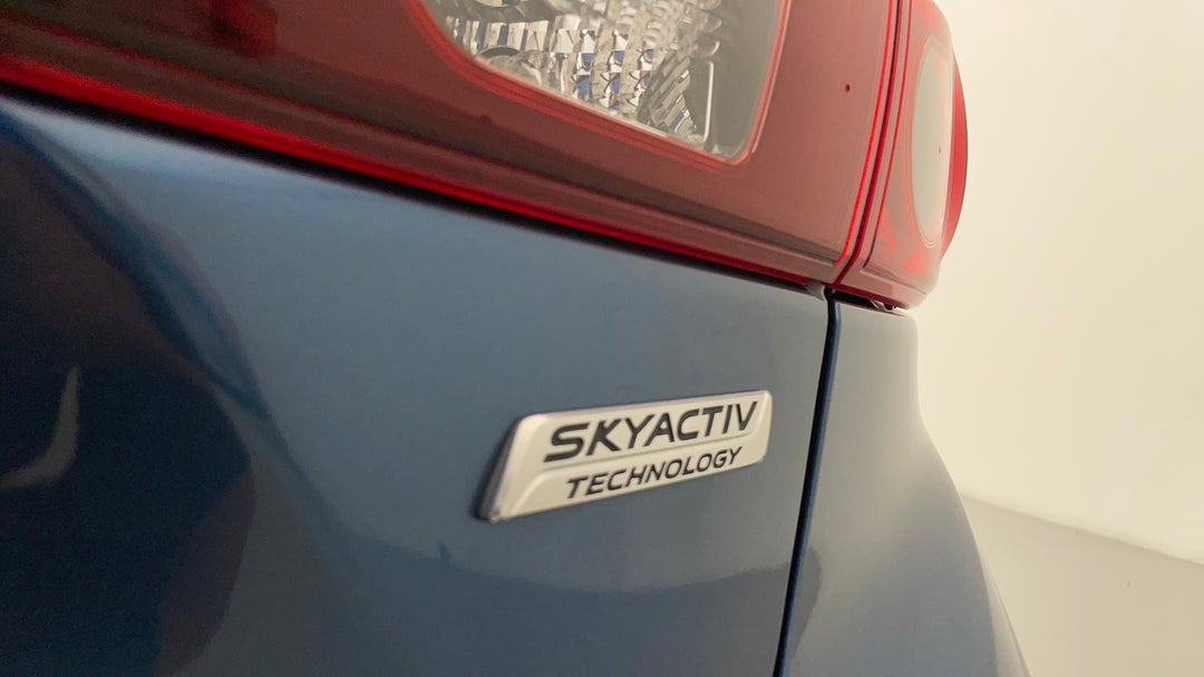 Badge (Boot Right Side)