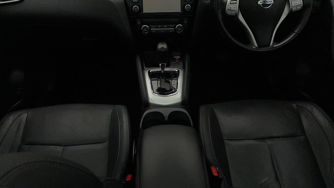 2016 Nissan Qashqai Ti, Automatic, 53382 km, Center Console