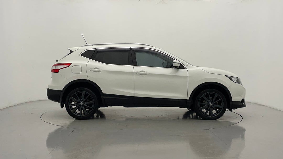 2016 Nissan Qashqai Ti, Automatic, 53382 km, Right Side View