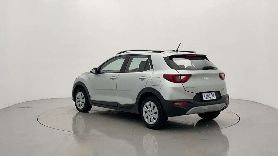 Left Back Diagonal (45- Degree) View