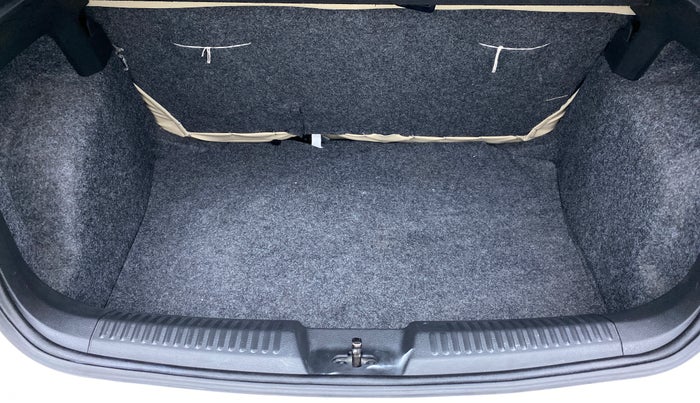 2016 Volkswagen Polo TRENDLINE 1.2L PETROL, Petrol, Manual, 28,499 km, Boot Inside View