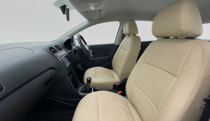 2016 Volkswagen Polo TRENDLINE 1.2L PETROL, Petrol, Manual, 28,499 km, Right Side Front Door Cabin View