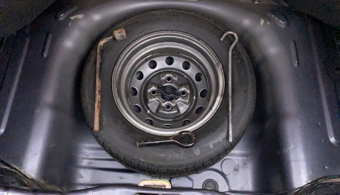 2015 Hyundai Eon ERA PLUS, Petrol, Manual, 13,777 km, Spare Tyre