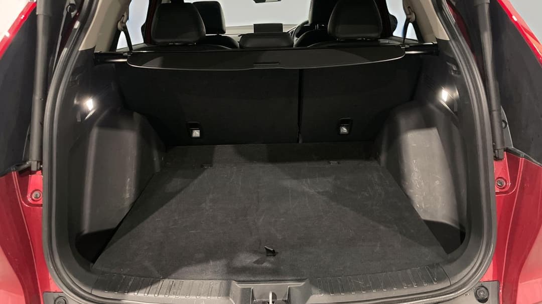 2024 Honda CR-V Vti L (AWD) 5 Seats, Automatic, 24122 km, Boot Inside View