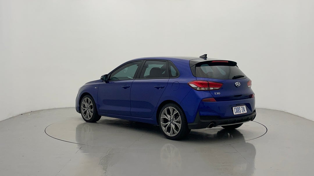 Left Back Diagonal (45- Degree) View