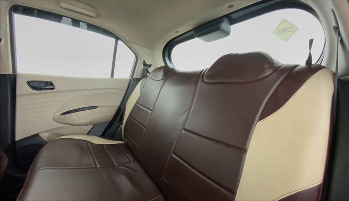 2021 Hyundai NEW SANTRO SPORTZ EXECUTIVE CNG, CNG, Manual, 32,150 km, Right Side Rear Door Cabin