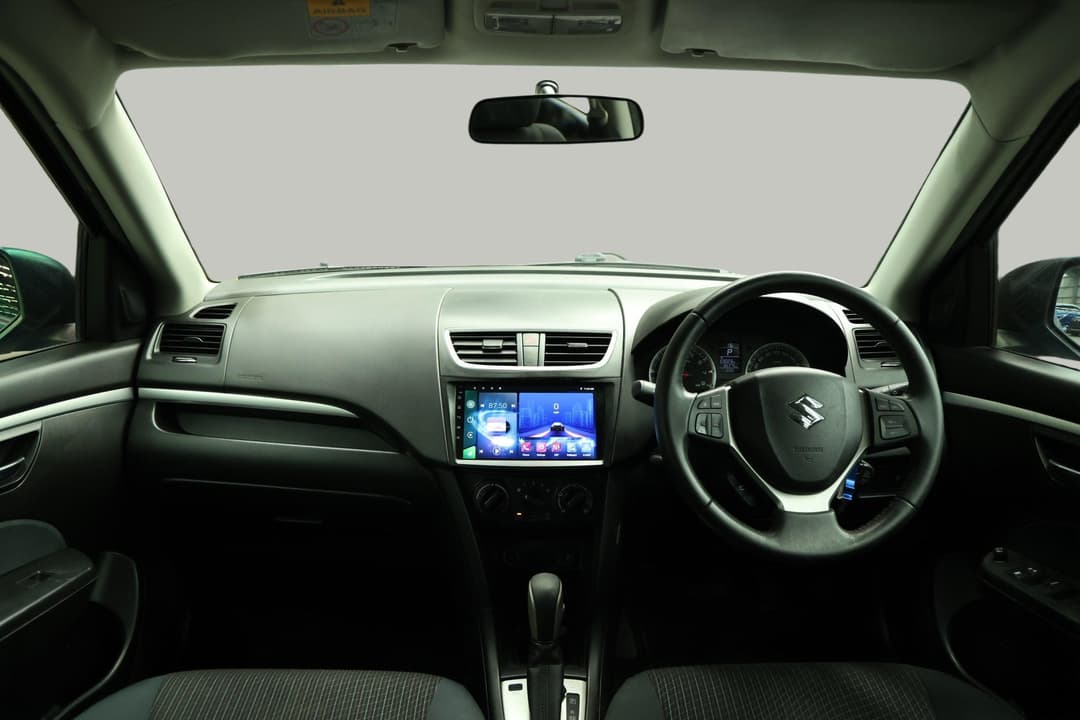 2015 Suzuki Swift Gl Navi Aw, Automatic, 86375 km, Dashboard View