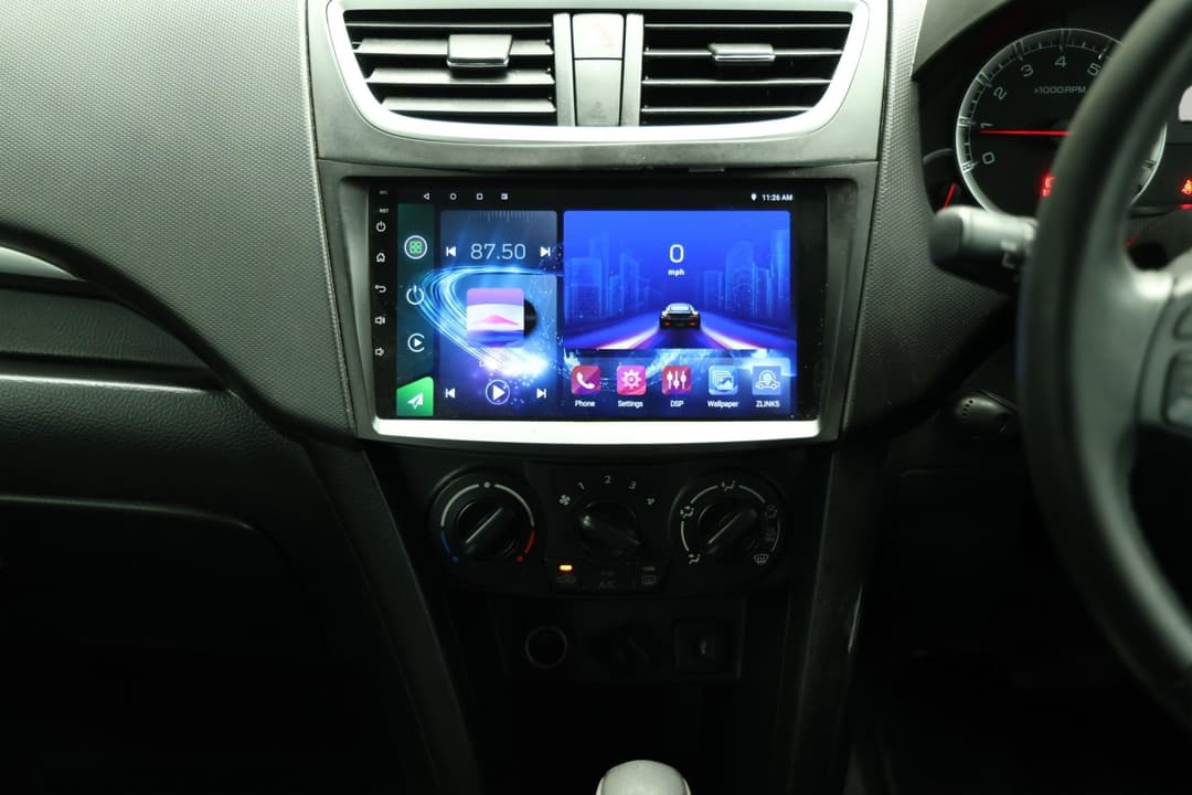 2015 Suzuki Swift Gl Navi Aw, Automatic, 86375 km, Center Console