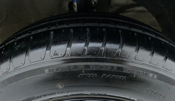 2018 Maruti Dzire VXI, Petrol, Manual, 29,706 km, Right Front Tyre Tread