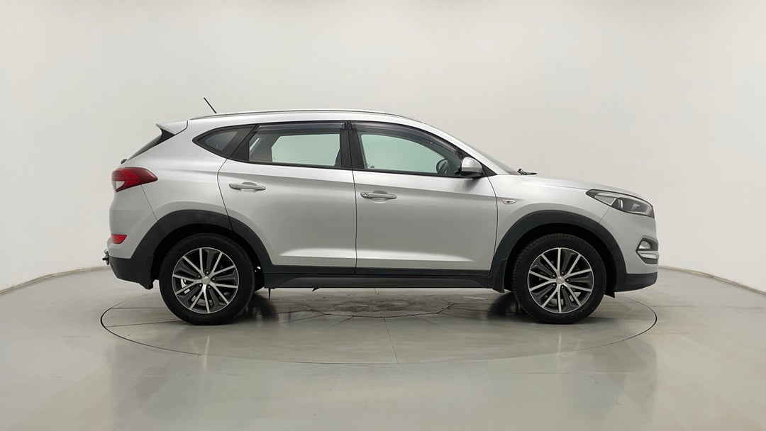 2016 Hyundai Tucson Active X (fwd), Automatic, 103628 km, Right Side View