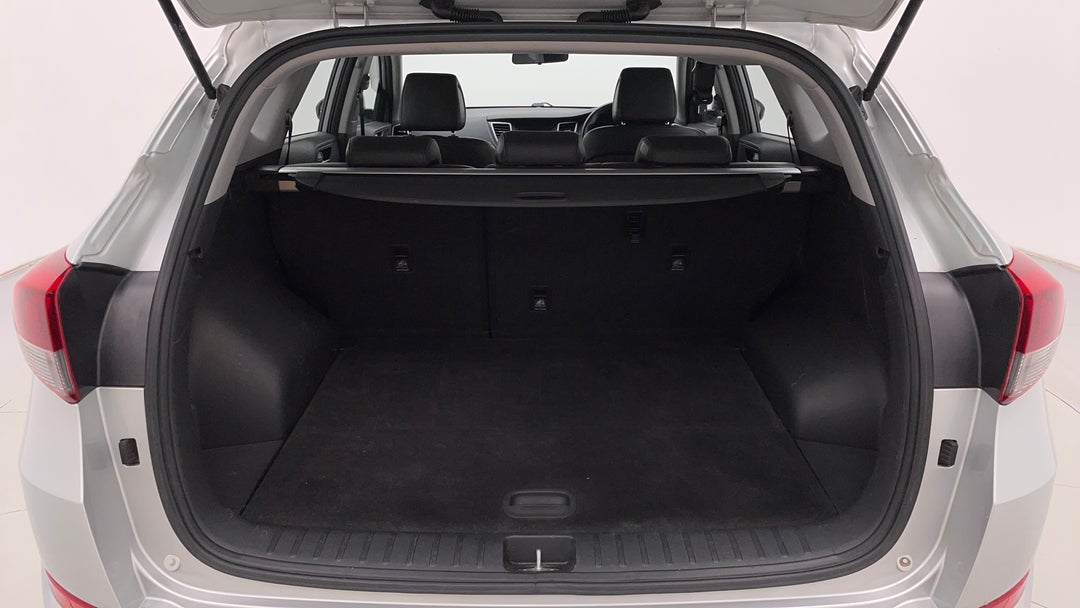 2016 Hyundai Tucson Active X (fwd), Automatic, 103628 km, Boot Inside View