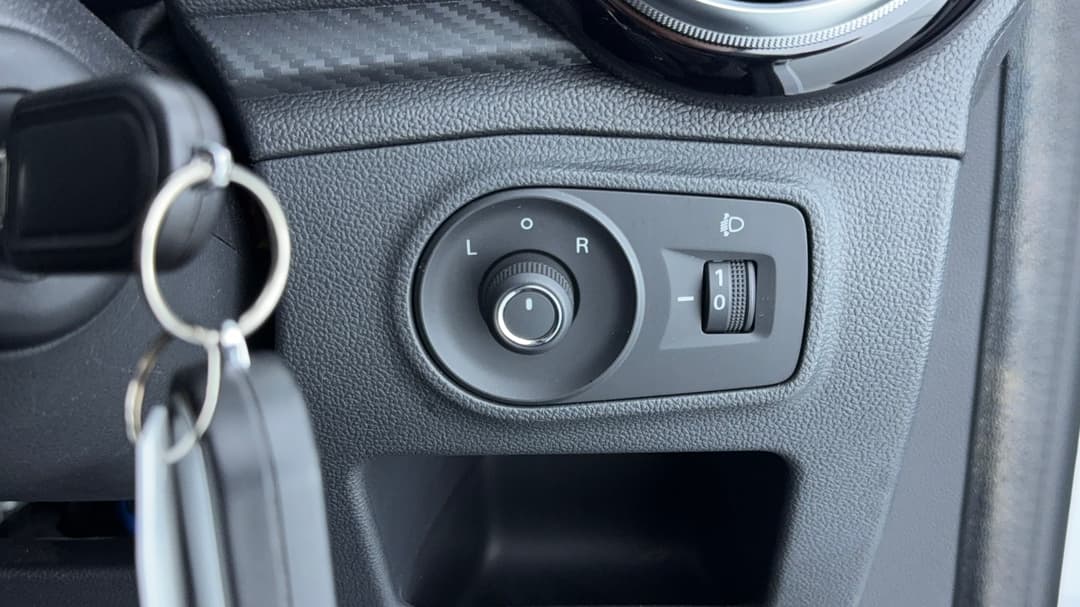 2024 MG Mg3 Auto Core, Automatic, 16423 km, Utility Switches/Buttons
