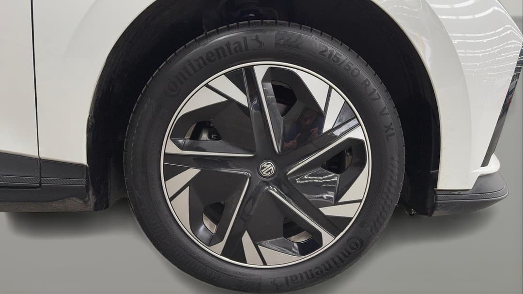 2024 MG Mg4 Excite 51, Automatic, 20841 km, Right Front Wheel