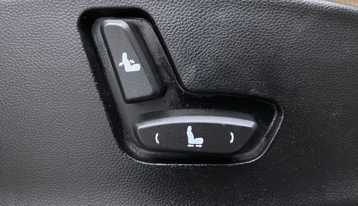 2019 MG HECTOR SHARP DCT PETROL, Petrol, Automatic, 14,367 km, Driver Side Adjustment Panel