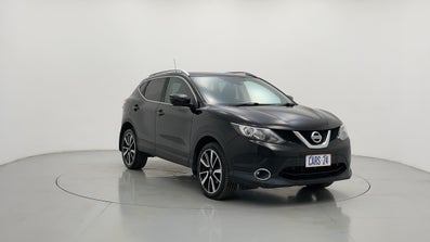 2015 Nissan Qashqai Ti Automatic, 108k km Petrol Car