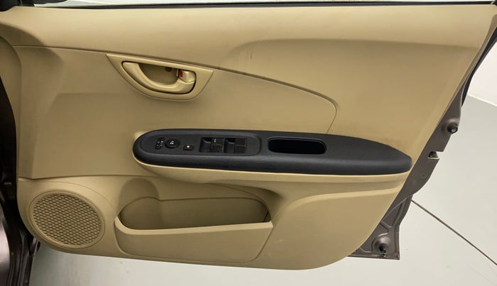 2014 Honda Amaze 1.2L I-VTEC S, Petrol, Manual, 54,505 km, Driver Side Door Panels Control