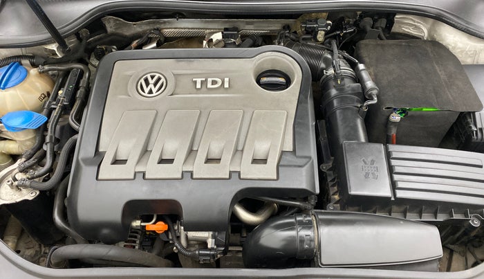 2010 Volkswagen Jetta COMFORTLINE 2.0L TDI, Diesel, Manual, 70,642 km, Open Bonet