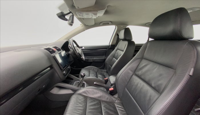 2010 Volkswagen Jetta COMFORTLINE 2.0L TDI, Diesel, Manual, 70,642 km, Right Side Front Door Cabin