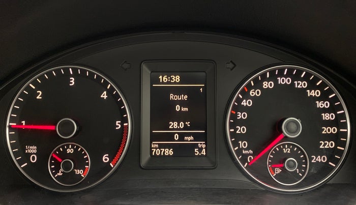 2010 Volkswagen Jetta COMFORTLINE 2.0L TDI, Diesel, Manual, 70,642 km, Odometer Image