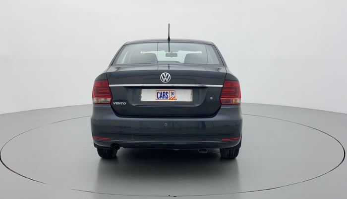 2018 Volkswagen Vento COMFORTLINE 1.6, Petrol, Manual, 39,714 km, Back/Rear